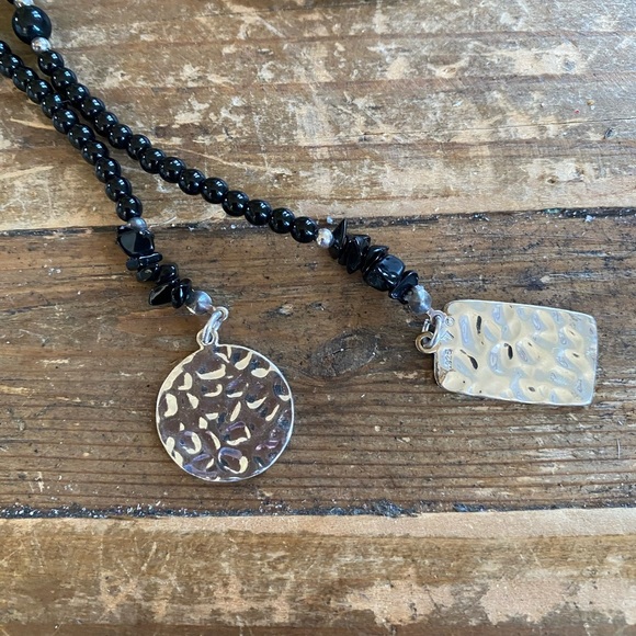 Silpada Onyx Lariat Necklace N1467
41” Inches long - Picture 5 of 7